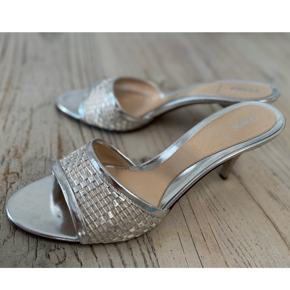 Women’s Fendi Metallic silver Kitten heels Size 37.5 - Picture 17 of 17